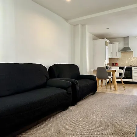 Wellington Duplex Waterford